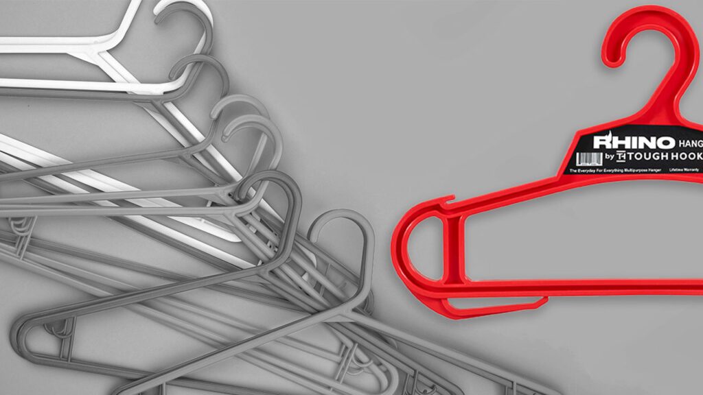 What are the Best Plastic Clothes Hangers?