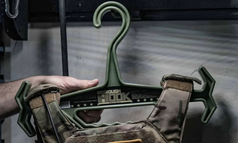 heavy-duty-coat-hanger tough hook hangers